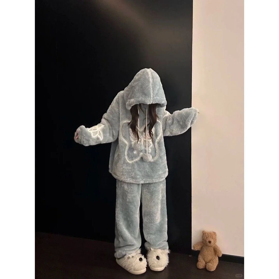 韩版可爱蝴蝶连帽加厚毛绒珊瑚绒睡衣女秋冬季新款家居服长裤套装