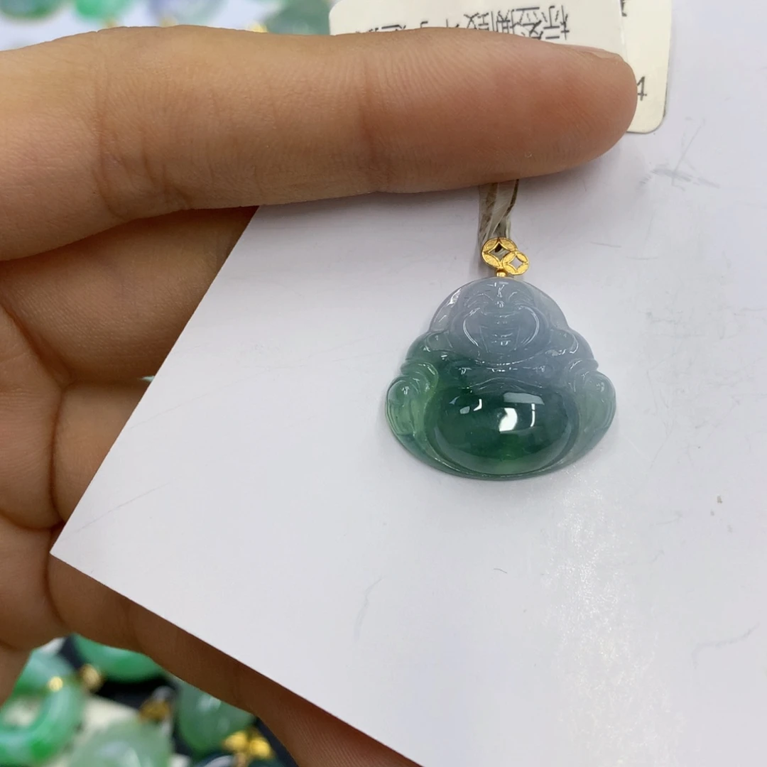 翡翠18K金镶嵌颈饰翡翠