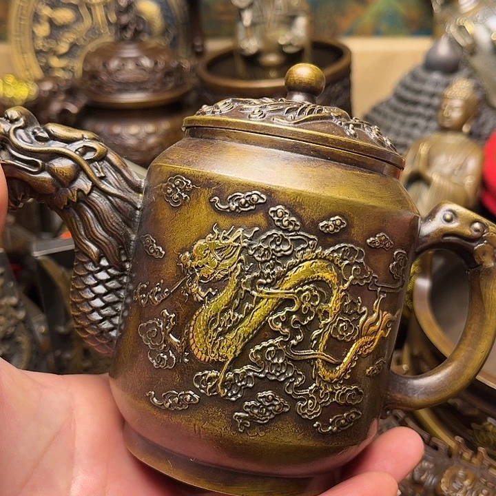 精美铜器批发档口