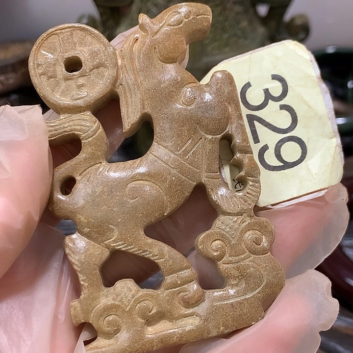 和田玉未镶嵌毛衣链