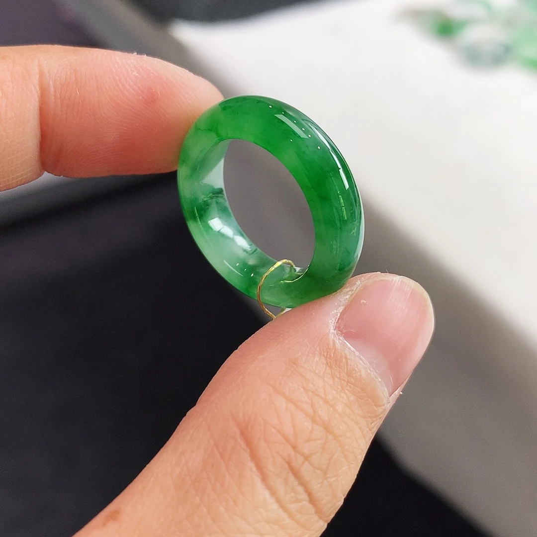 翡翠未镶嵌戒指13号