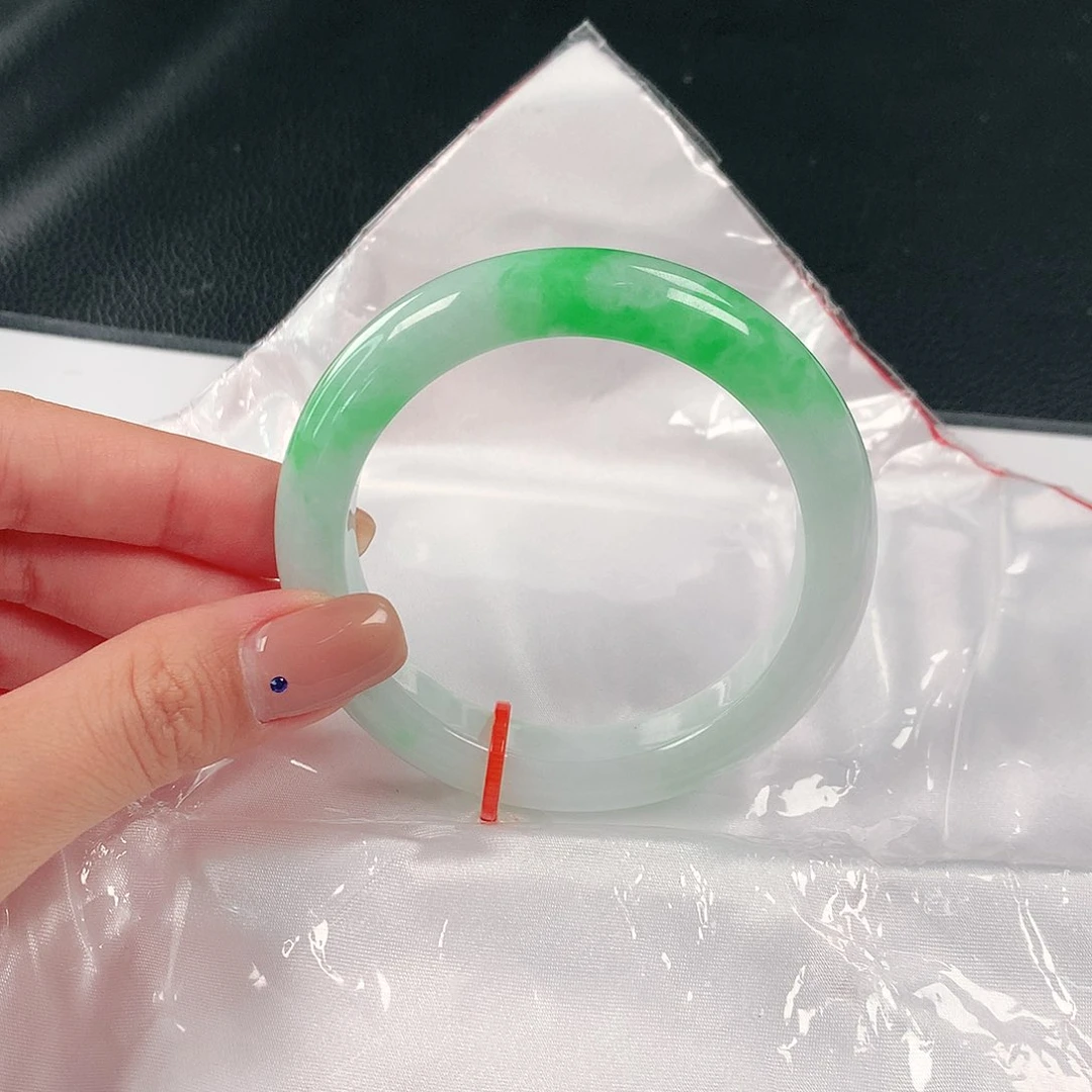未镶嵌手镯翡翠051