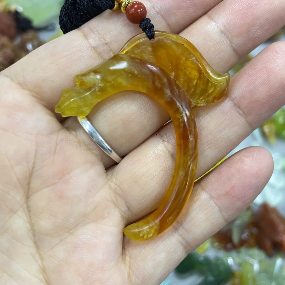 未镶嵌蛇纹石玉挂件
