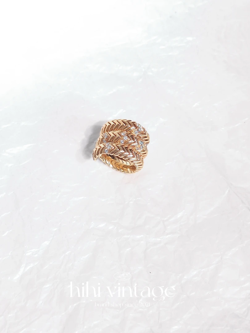95新 BVLGARI/宝格丽 三圈镶钻蛇骨戒指/16026583