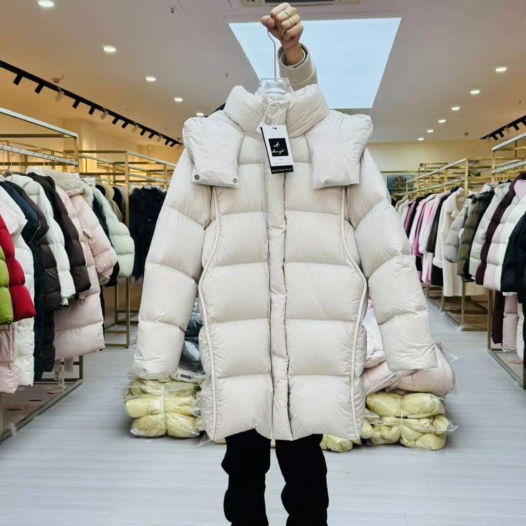 95白鹅绒连帽五防保暖泡芙女士中长款羽绒服16F609