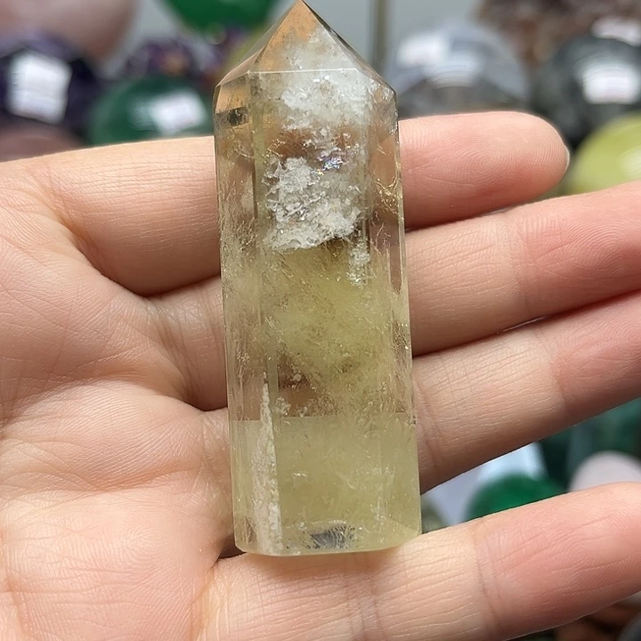 未镶嵌珠宝半成品水晶55克黄水晶柱