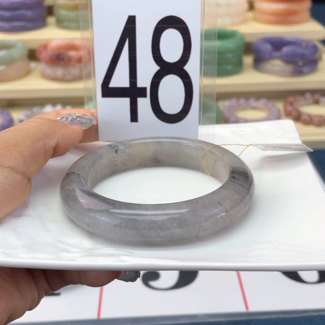 石英质玉未镶嵌手镯