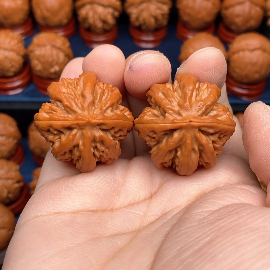 把件文玩核桃?***拾手捻八棱王