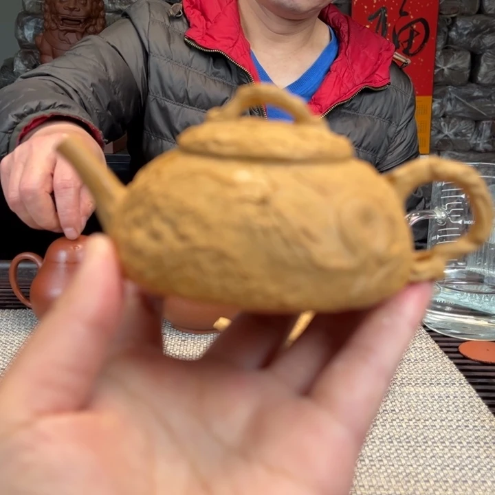 紫砂茶壶金黄段供春