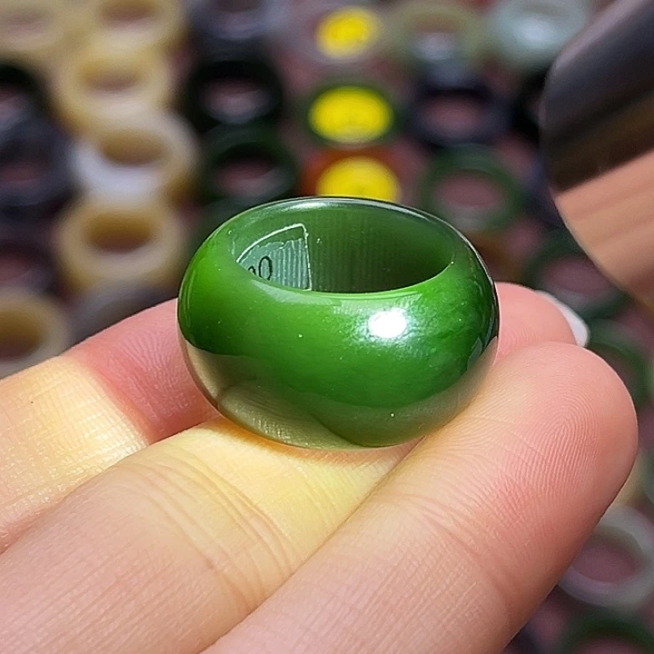 和田玉未镶嵌戒指16.5老坑辣菠菜绿