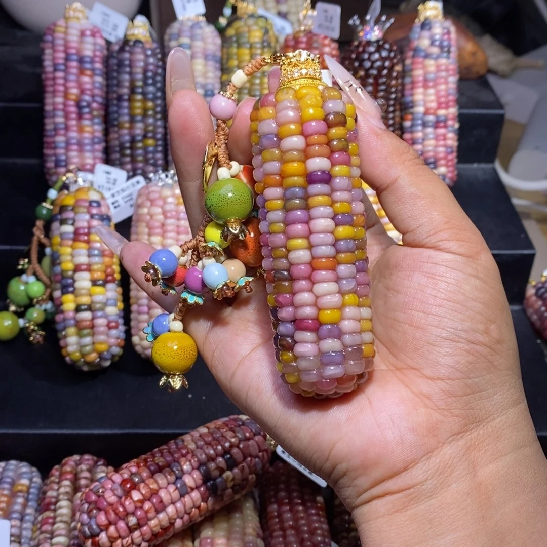 玉紫*斋文玩玉米高货粉彩半乳半透