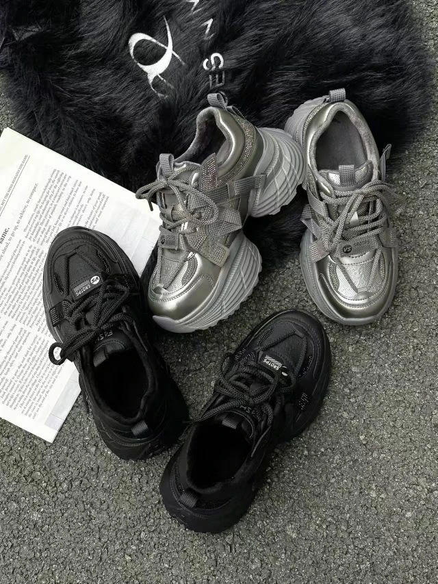 轻便小个子加绒老爹鞋女欧货2024秋冬新款保暖水钻网面运动休闲鞋