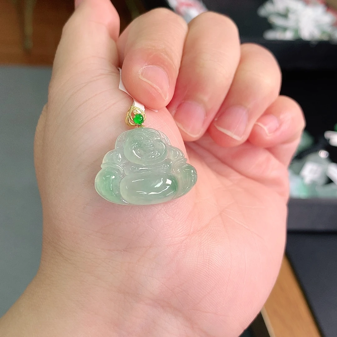 翡翠18K金镶嵌颈饰冰胶飘绿佛公20-26-5如