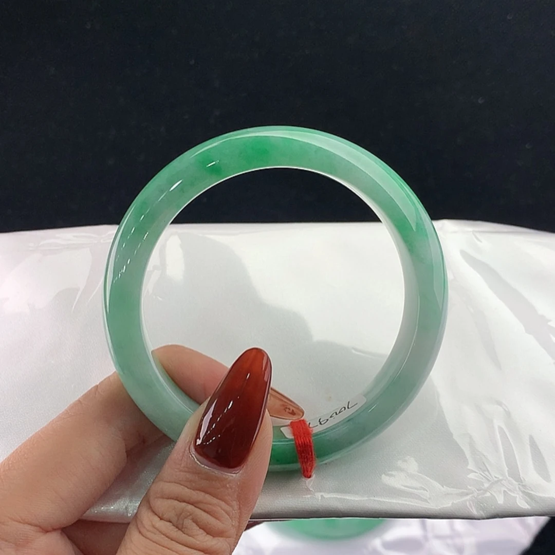 【闪购商品】未镶嵌手镯翡翠正57
