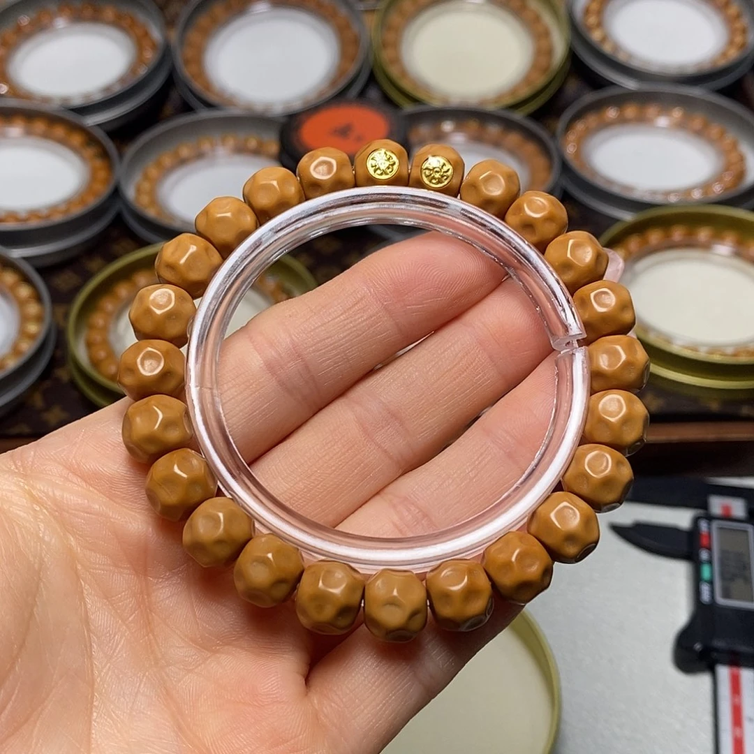 猴头核桃手串324号10左右18K深坑奶酪全品