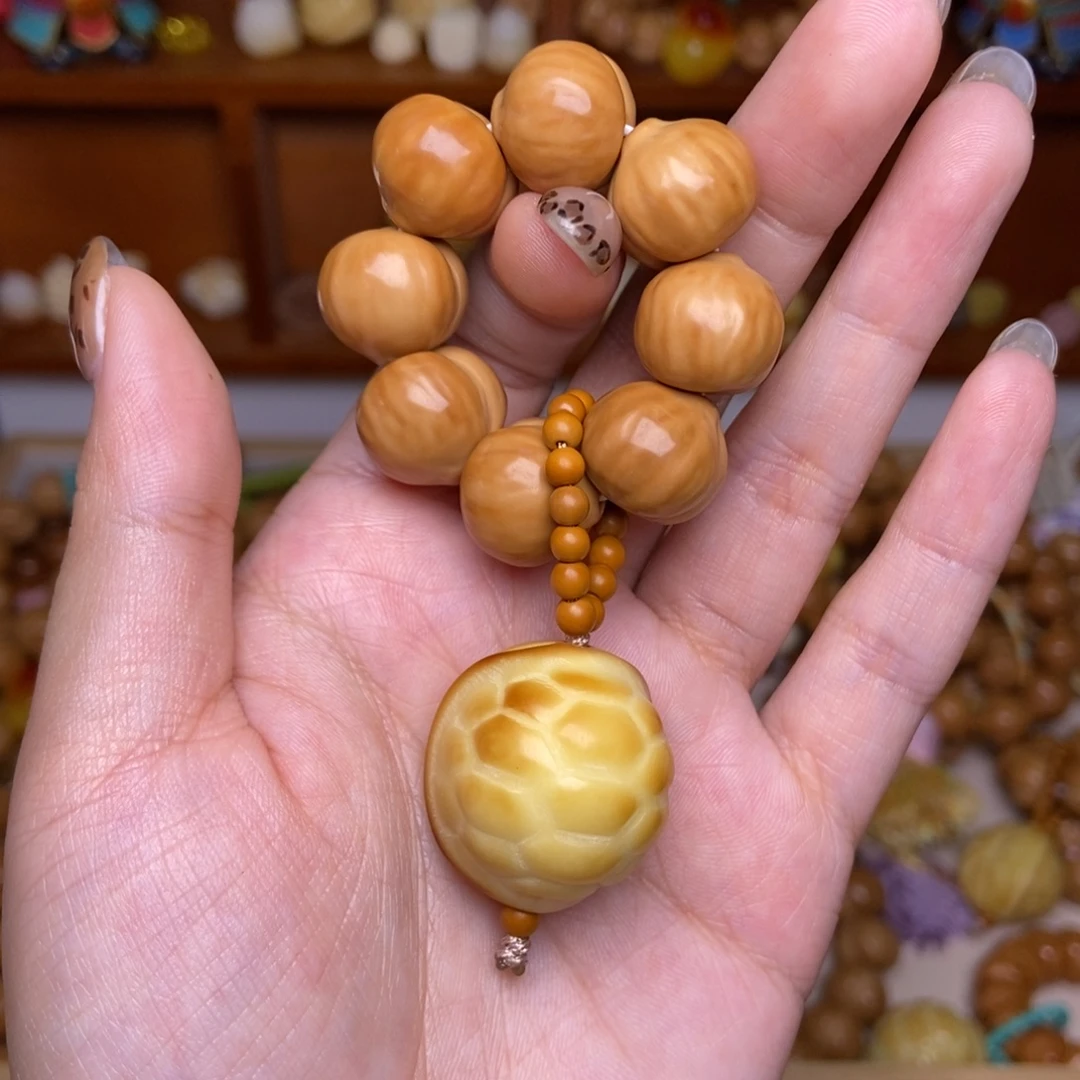 猴头核桃吊坠富甲屁桃手捻