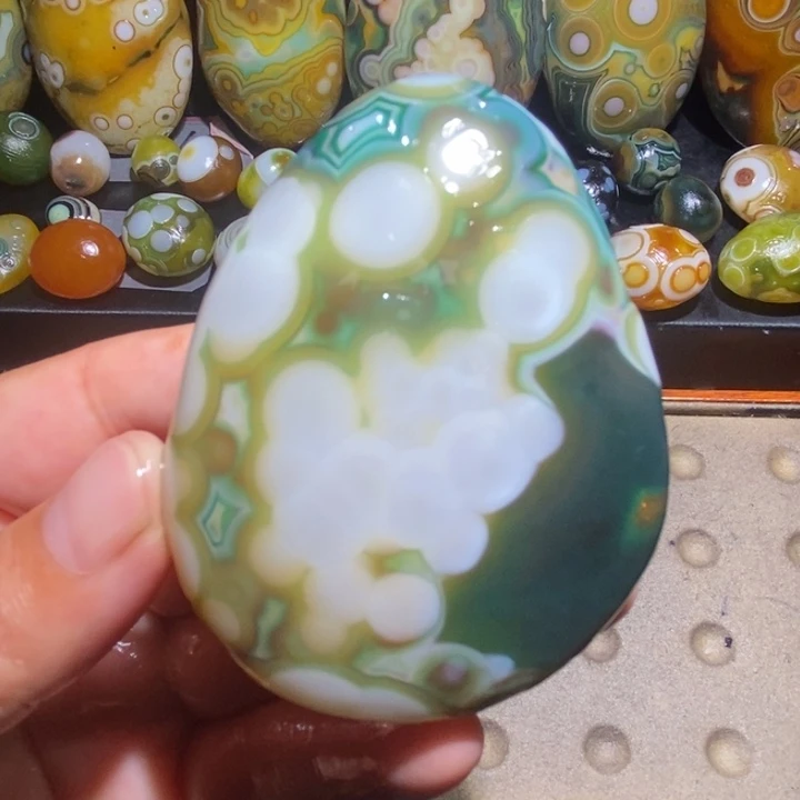 玛瑙/玉髓未镶嵌珠宝半成品