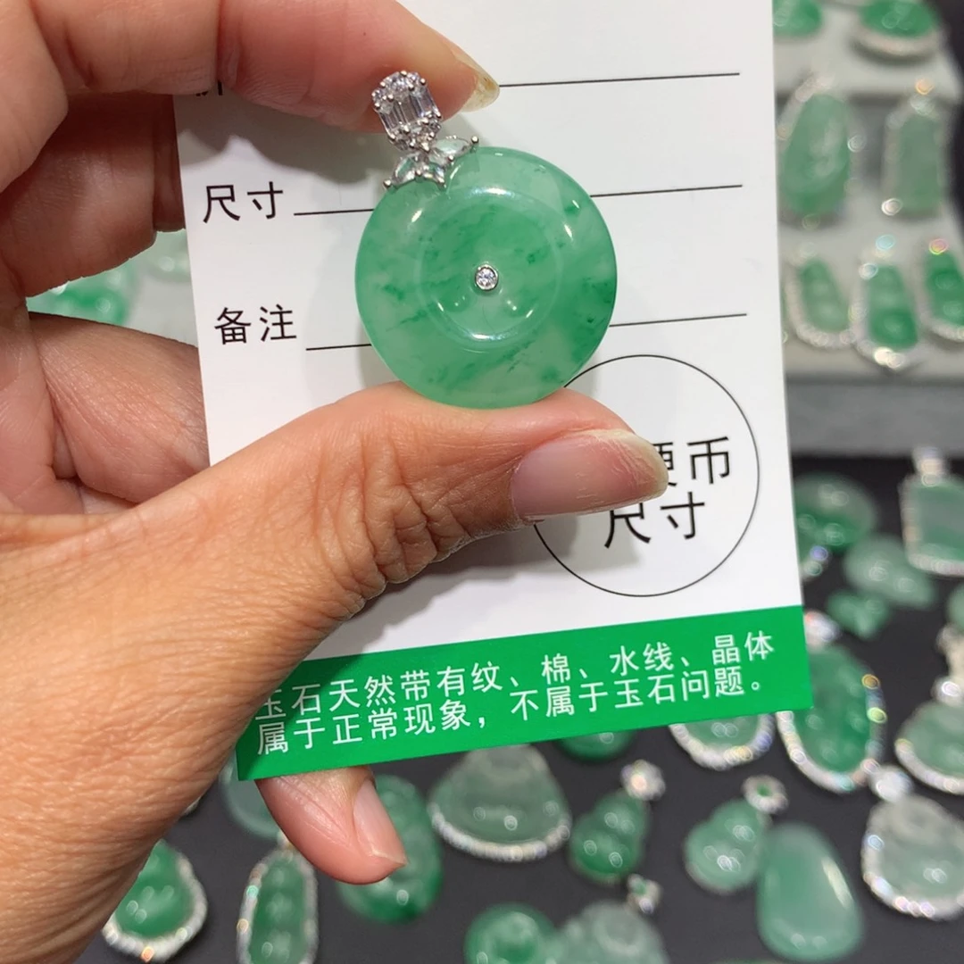 颈饰银S925镶嵌石英质玉