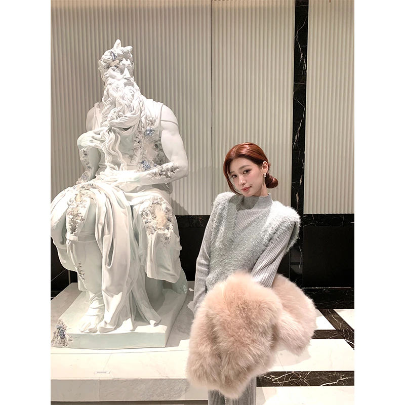 SourceWithU 初雪约定 高级贵气银丝细闪毛绒马甲坑条针织连衣裙