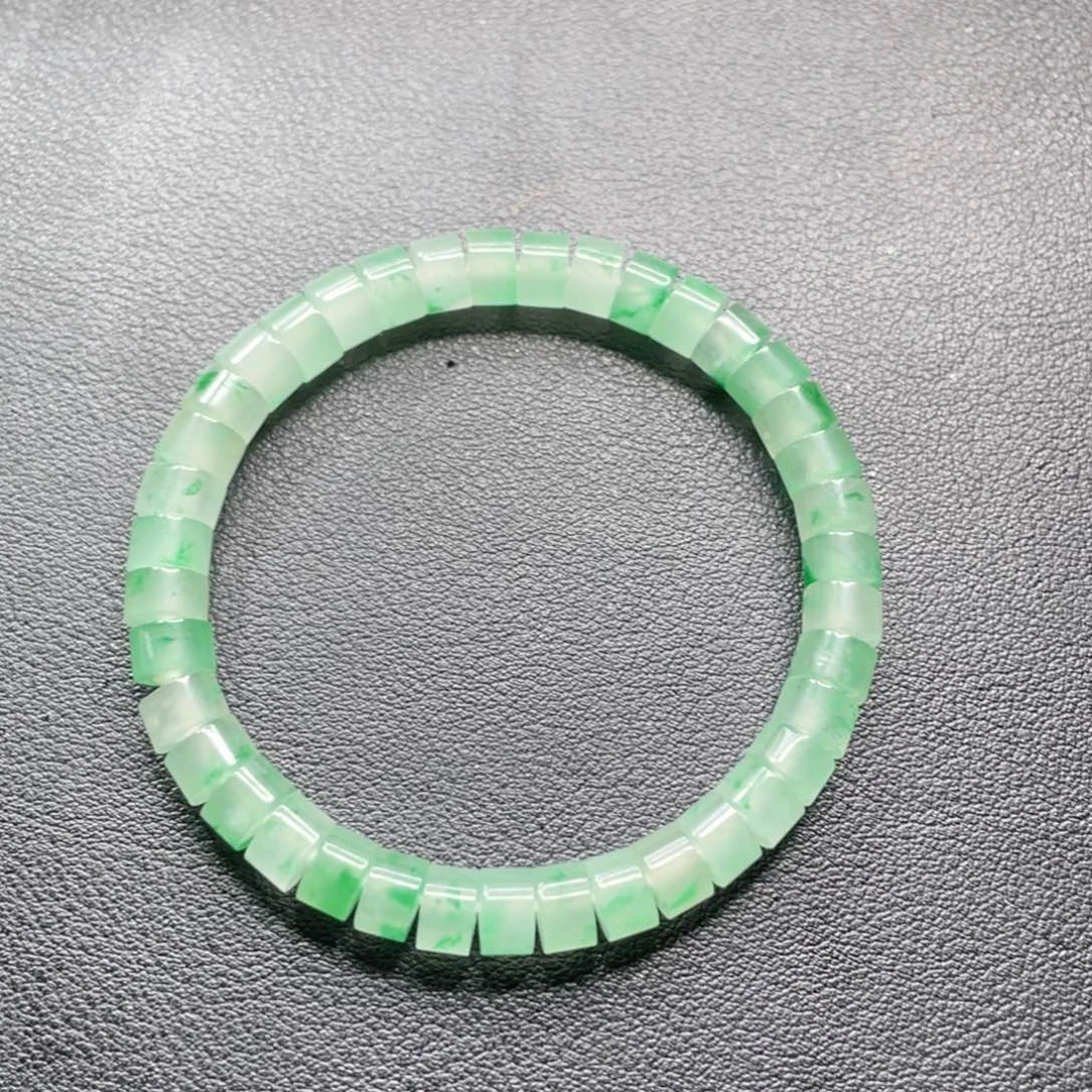石英质玉（非洲翠）未镶嵌手链