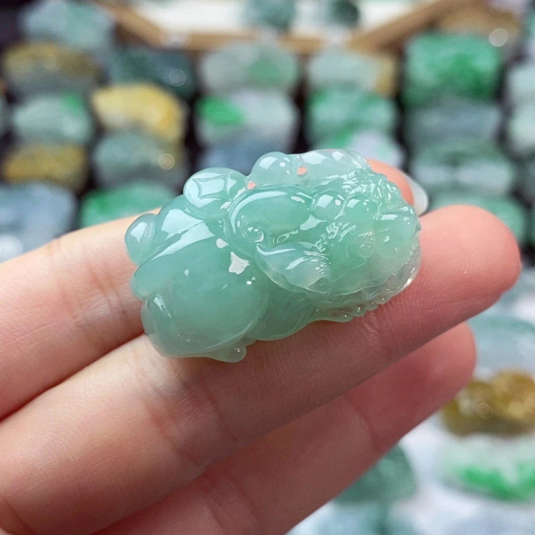 翡翠未镶嵌颈饰天然