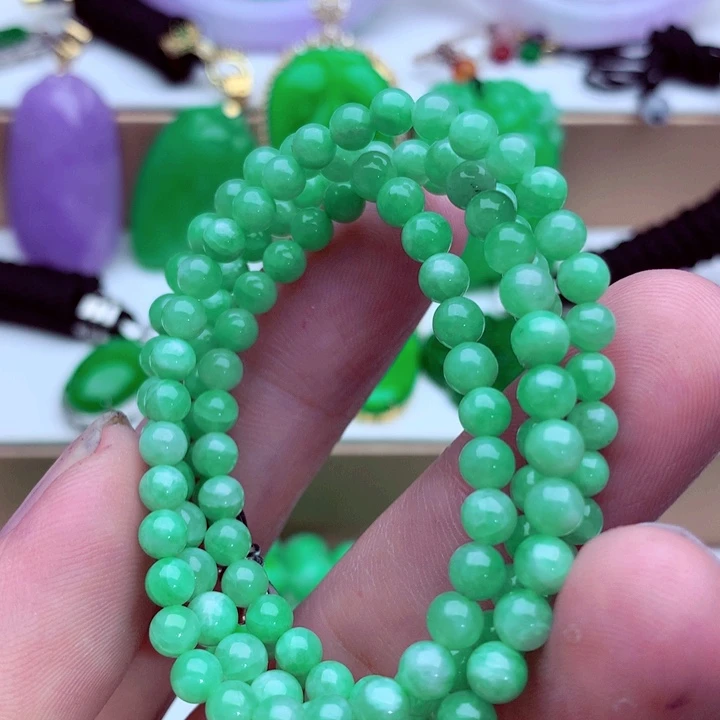 翡翠未镶嵌毛衣链