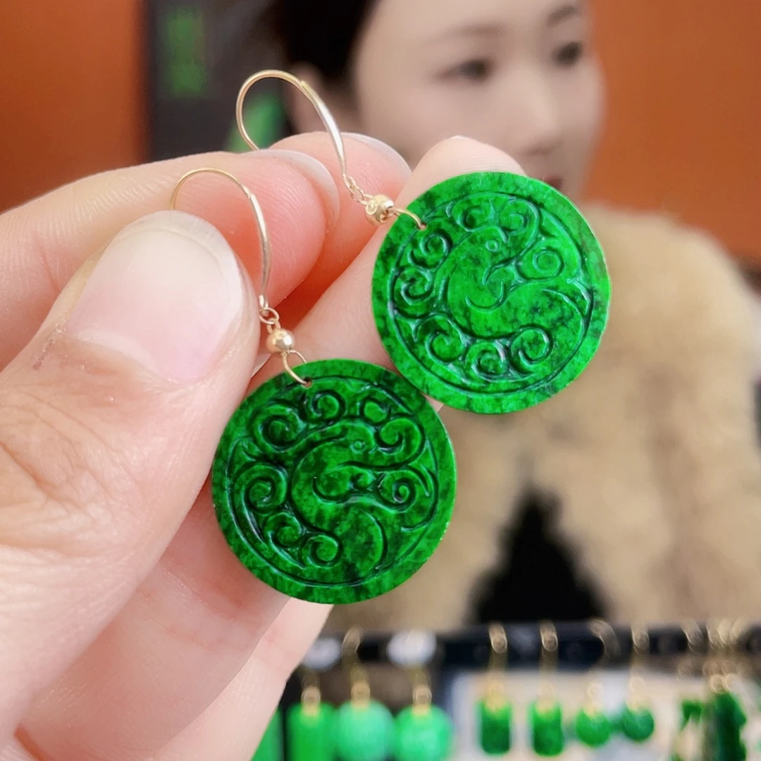 翡翠18K金镶嵌耳饰