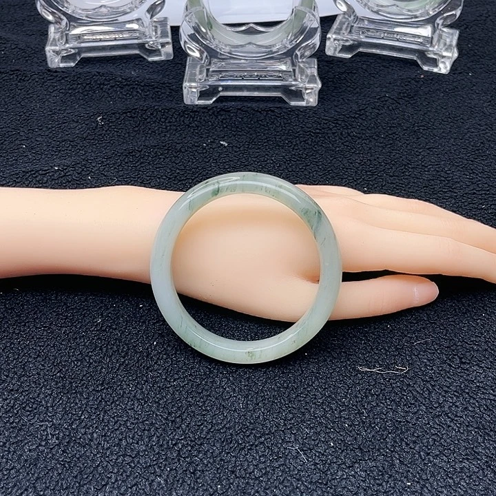 石英质玉未镶嵌手镯553