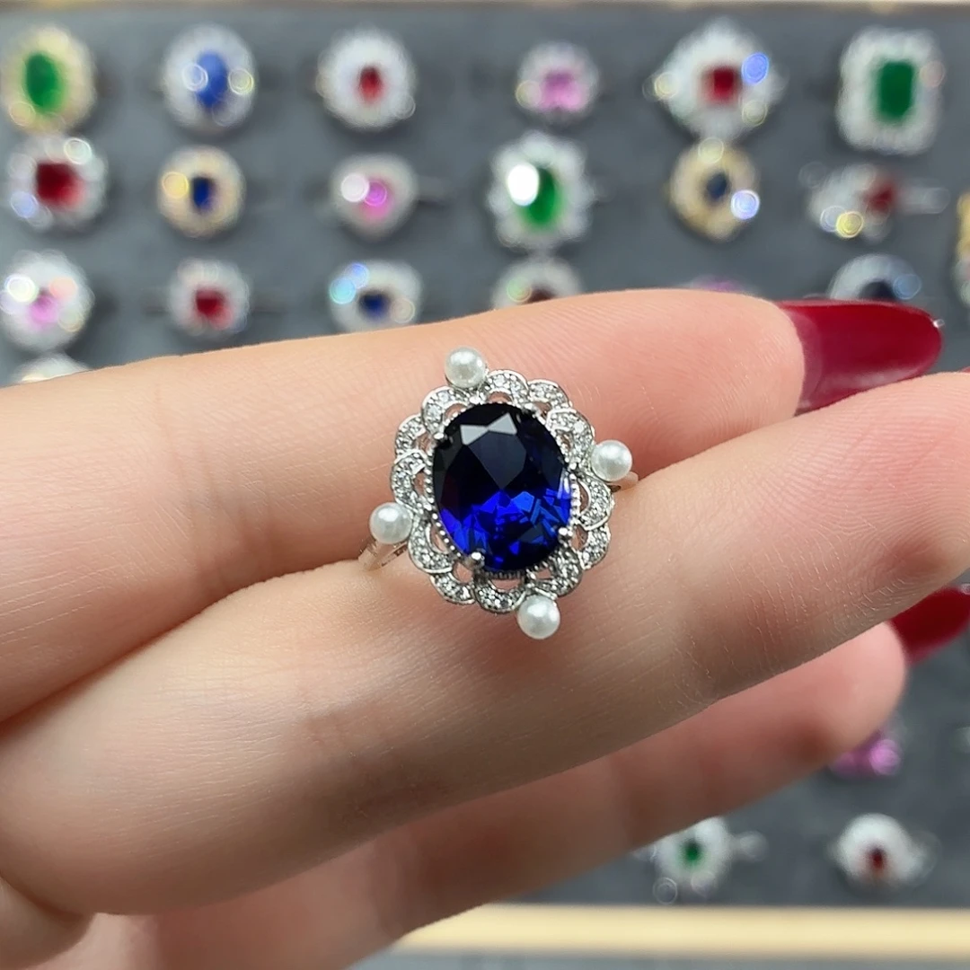 925银培育皇家蓝色宝石