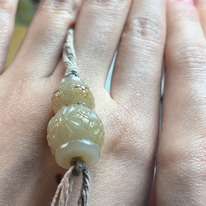 和田玉挂件未镶嵌物****8