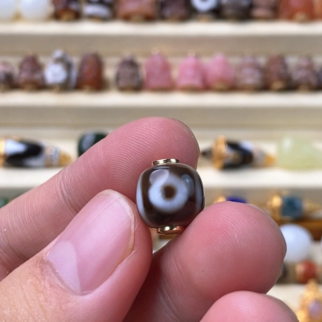 ^***）玛瑙/玉髓18K金镶嵌颈饰