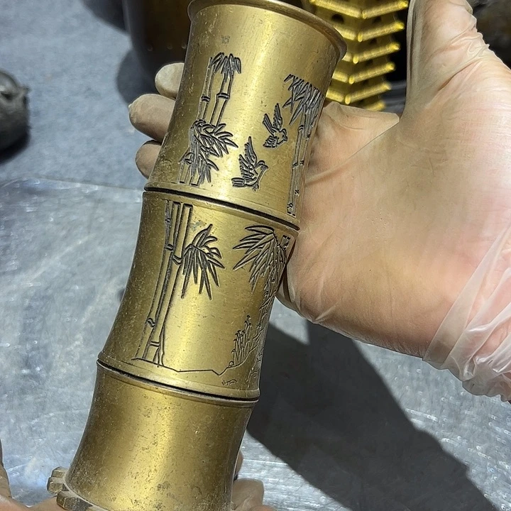 乌****江微瑕疵黄铜摆件工艺品