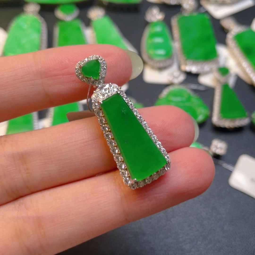 翡翠银S925镶嵌颈饰