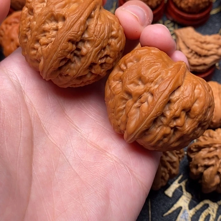 大***漁文玩核桃吊坠元宝