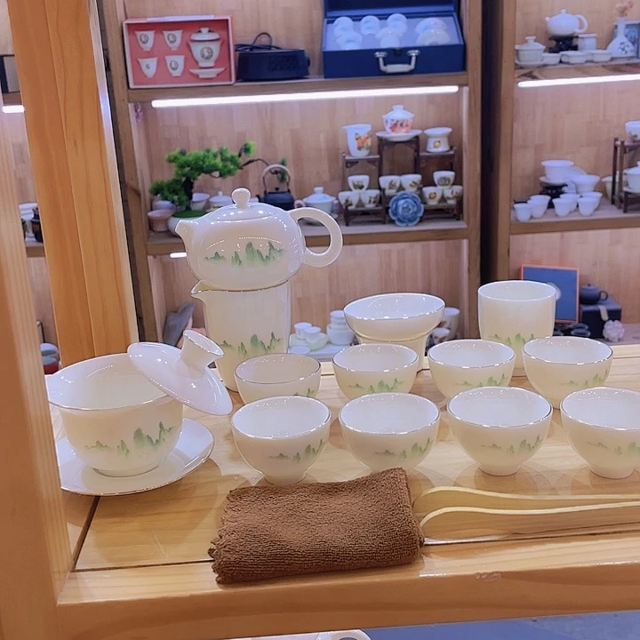 绿水青山羊脂玉套装