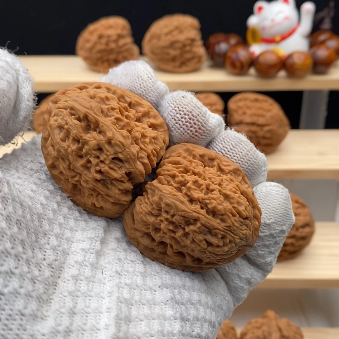 G***n文玩核桃把件涿鹿南疆