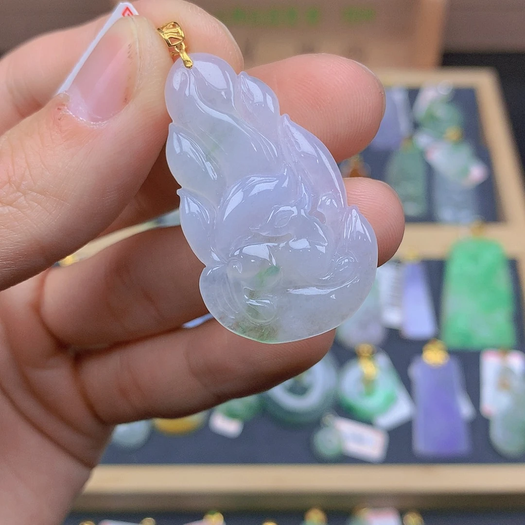 翡翠颈饰18K金镶嵌翡翠