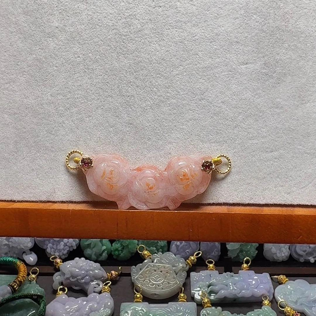 吊坠(赠链)未镶嵌翡翠