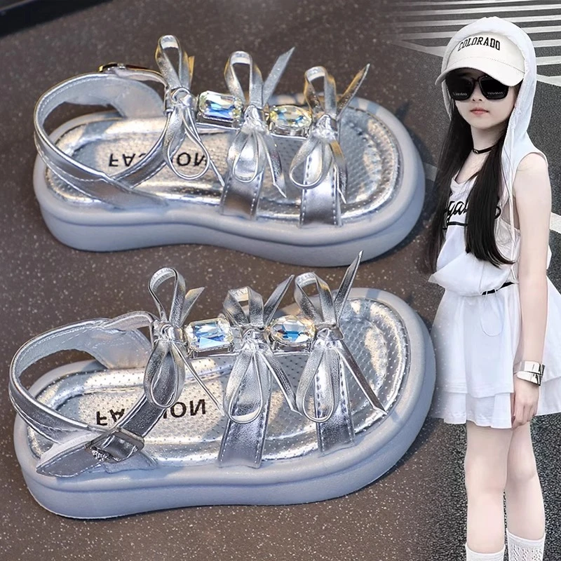 女童凉鞋2025夏季新款儿童公主鞋小女孩时尚软底水晶鞋带钻沙滩鞋