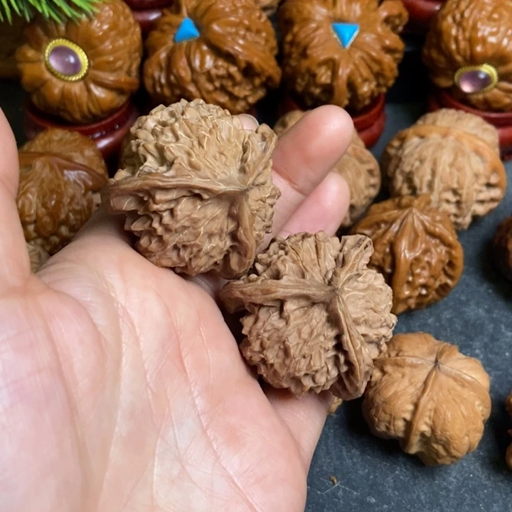 把件文玩核桃三棱