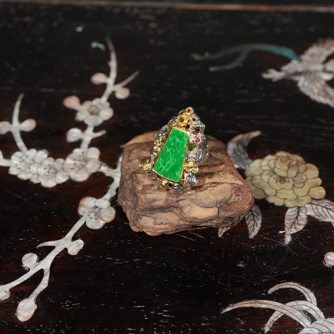 1.12香港王老板-翡翠镶嵌戒指o162