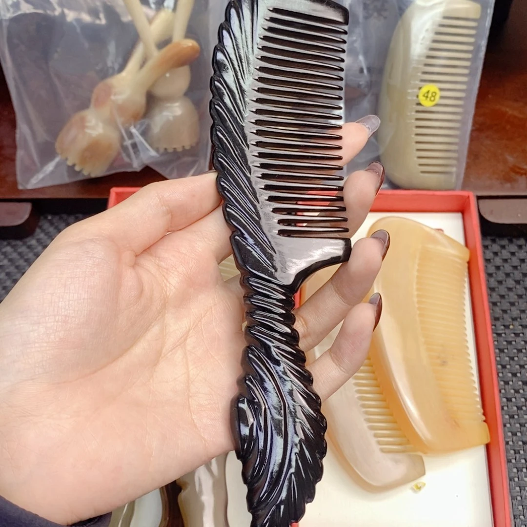 纯手工制作纯牛角梳子