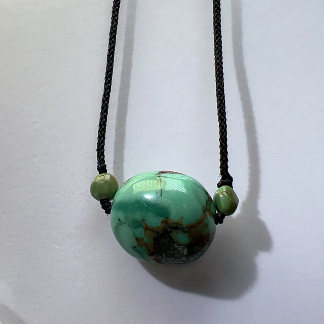 绿松石未镶嵌挂件