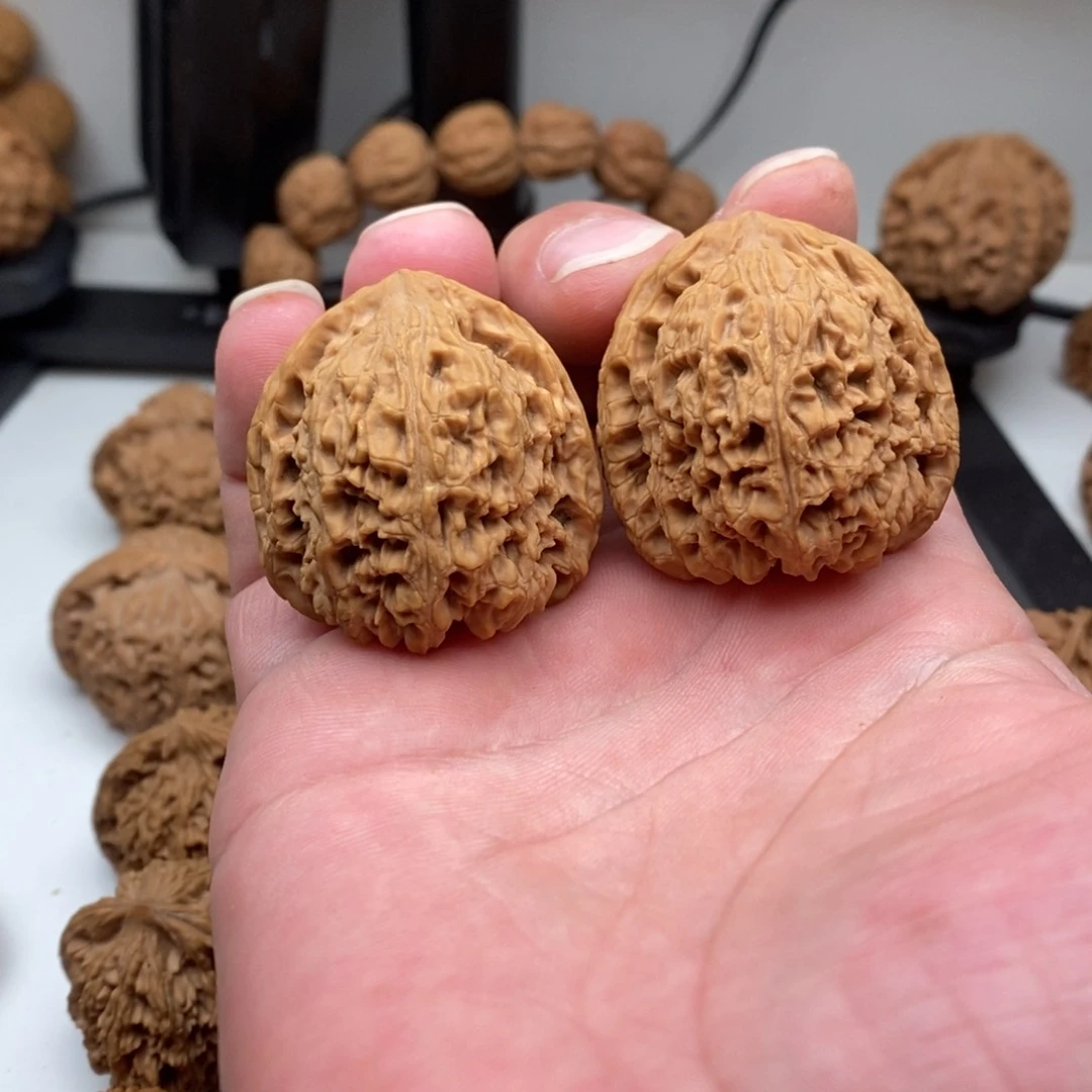 文玩核桃吊坠南将石39有修