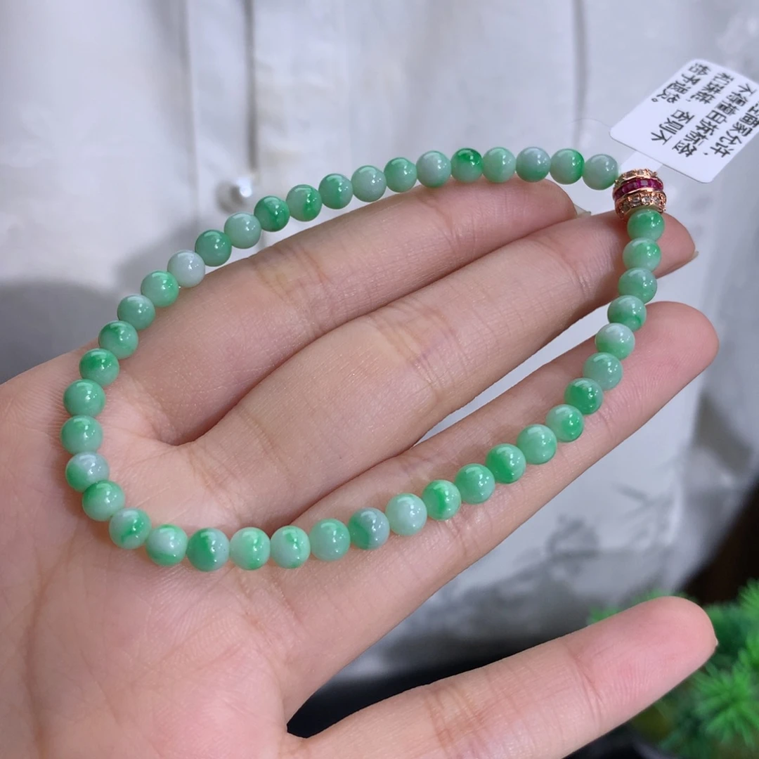 翡翠未镶嵌手串卡4.5