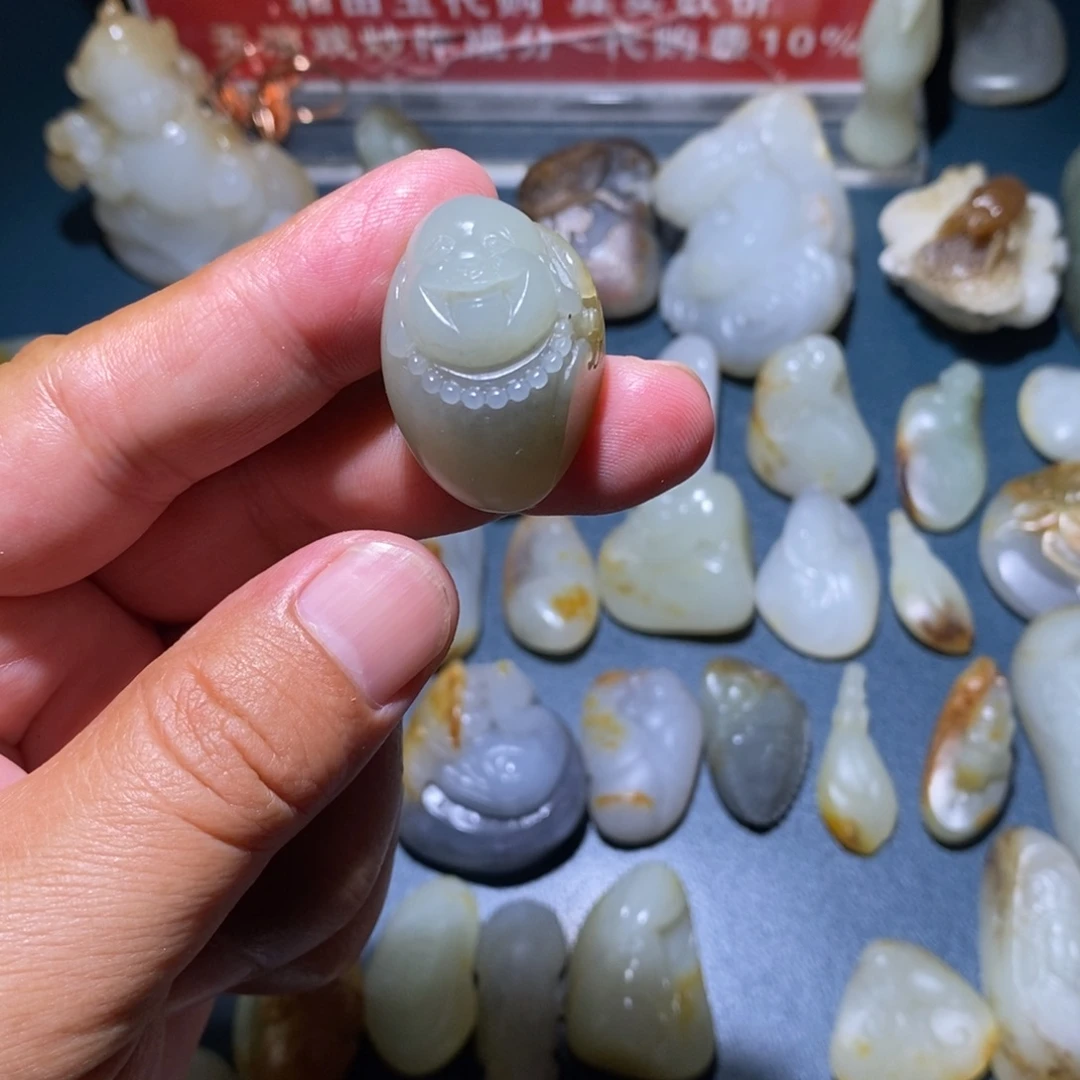 鬼***哥颈饰未镶嵌和田玉