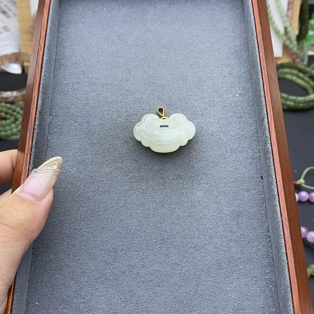 和田玉吊坠(不含链)银S925镶嵌