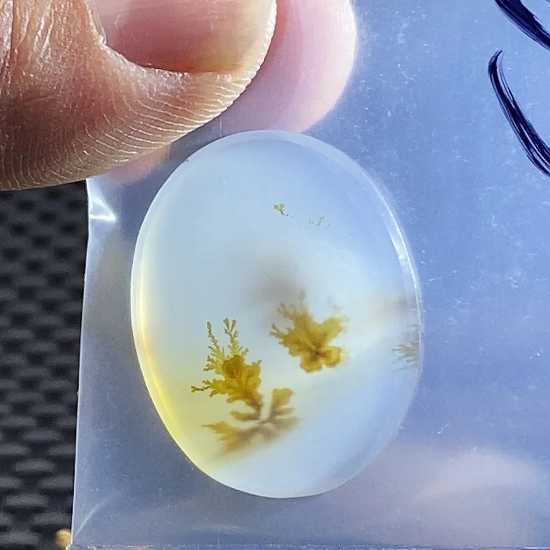 朵***儿玛瑙/玉髓未镶嵌吊坠(不含链)