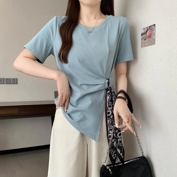 大码女微胖MM设计感侧边不规则绑带丝巾T恤短袖夏装新款小众上衣