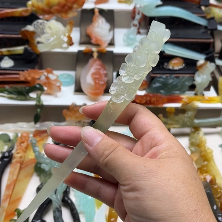 蛇纹石玉未镶嵌岫玉发簪